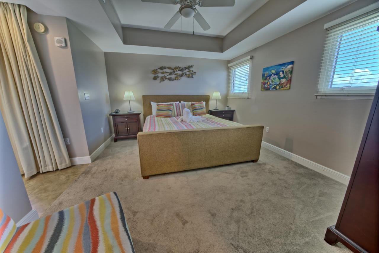 Sterling Breeze - Cozy Beachfront One Bedroom Condo Panama City Beach Extérieur photo